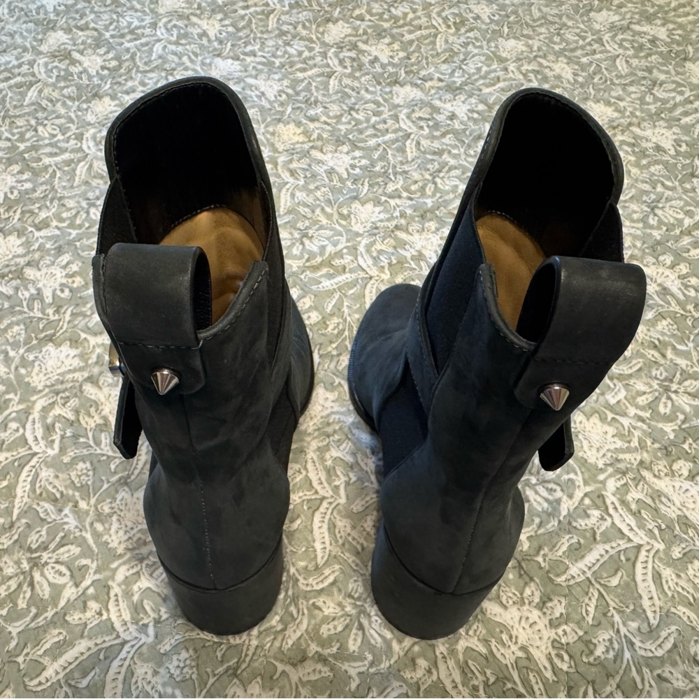 Christian Louboutin CL Chelsea Booty Ankle Boots|34 - Picture 11 of 11